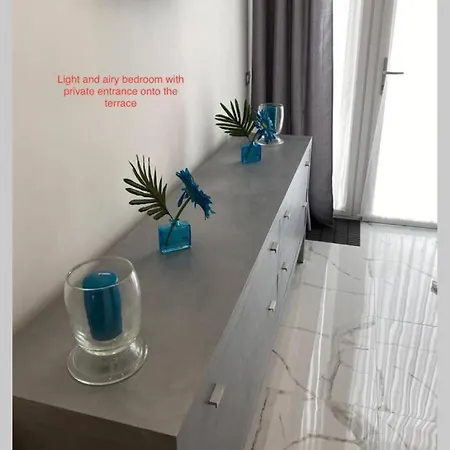 Stylish Near I Private Parking & Air Con & Wifi Siena