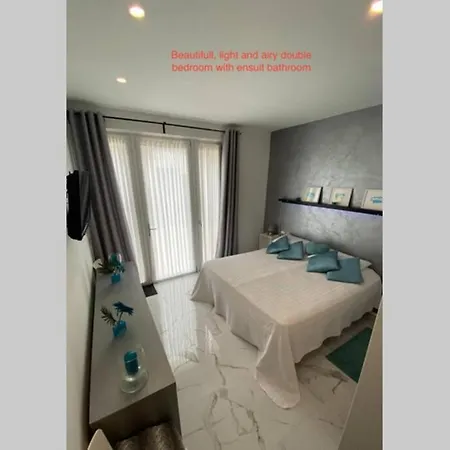 Stylish Near I Private Parking & Air Con & Wifi Siena