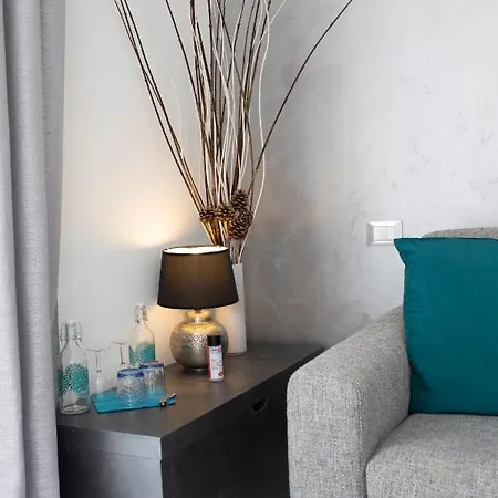 Apartment Stylish Apartment Near Siena I Private Parking & Air Con & Wifi Siena