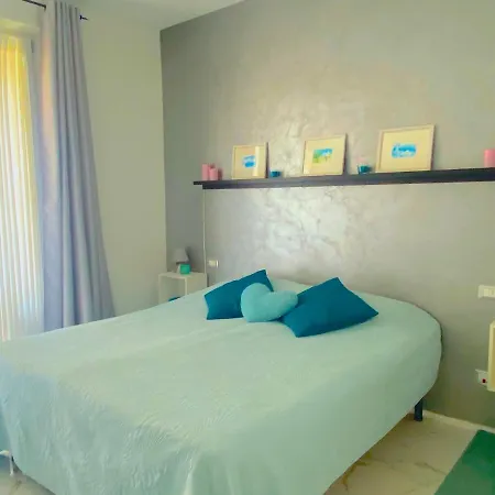 Stylish Apartment Near Siena I Private Parking & Air Con & Wifi アパート *