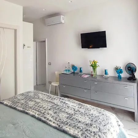 Apartment Stylish Near I Private Parking & Air Con & Wifi *