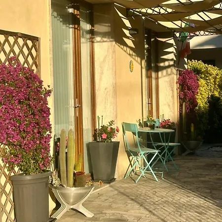 Apartment Stylish Near I Private Parking & Air Con & Wifi Siena